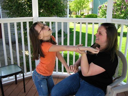 daughters_fighting_7