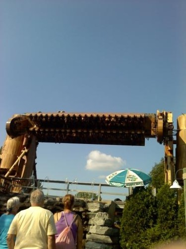 darien_lake_twister7